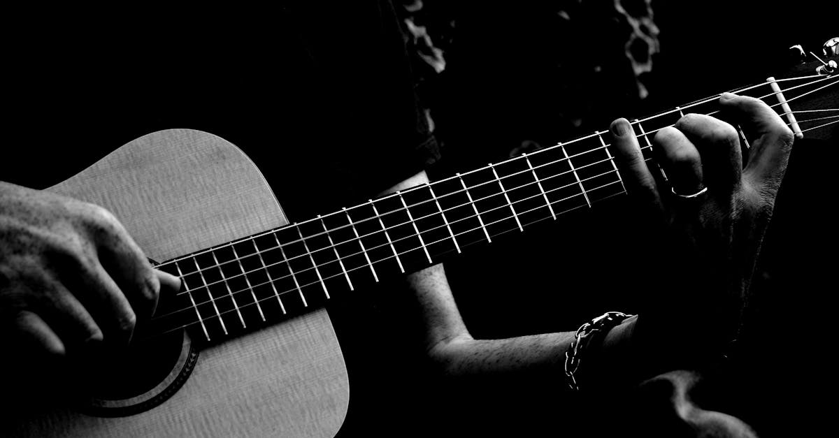 découvrez l'univers de l'acoustique : des concepts fondamentaux aux applications pratiques. explorez comment le son se propage, les technologies acoustiques innovantes et leurs impacts sur la musique et l'environnement.