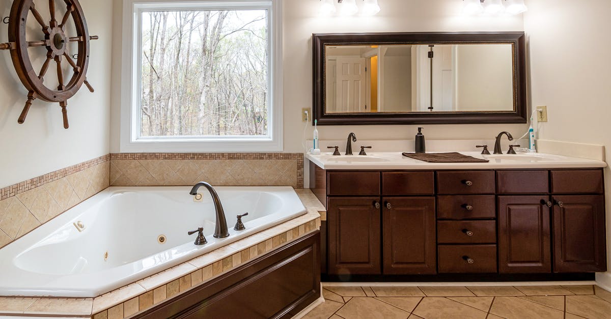 transformez votre salle de bain en un espace moderne et fonctionnel avec nos services de rénovation. découvrez des idées innovantes, des matériaux de qualité et des conseils d'experts pour créer le bain de vos rêves.