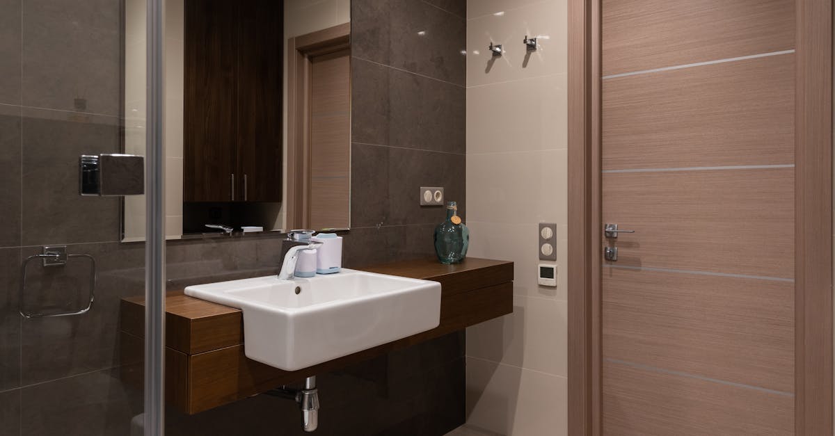 transformez votre salle de bain avec notre service de rénovation professionnel. profitez d'un espace modernisé, fonctionnel et esthétique, adapté à vos besoins et à votre style. contactez-nous pour réaliser vos rêves de rénovation!