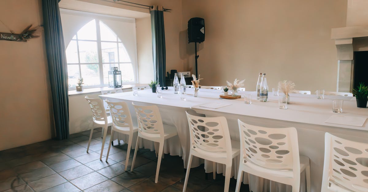 découvrez comment intégrer des éléments décoratifs pour transformer votre espace. inspirez-vous avec nos conseils et idées pour sublimer votre intérieur et créer une ambiance chaleureuse et élégante.