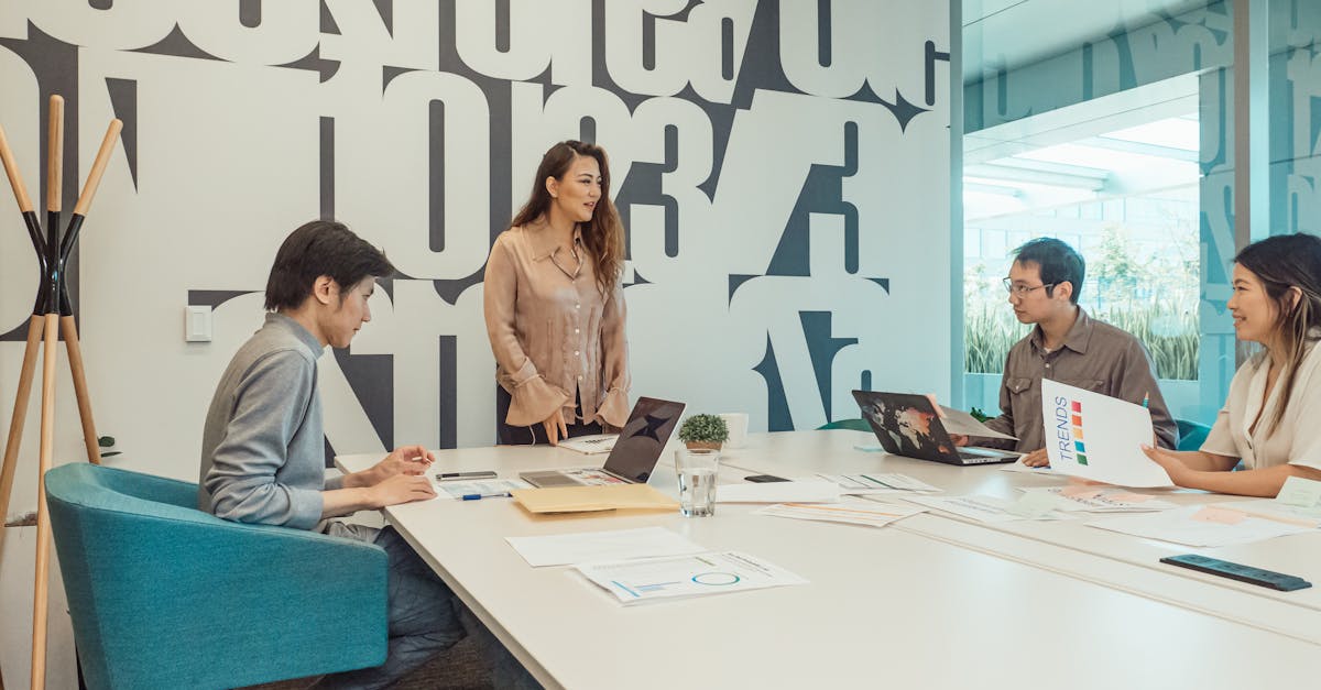 découvrez les dernières tendances en design d'intérieur : styles, couleurs, matériaux et idées innovantes pour transformer votre espace de vie en un lieu à la fois esthétique et fonctionnel.