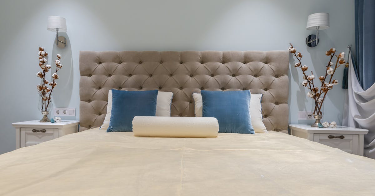 découvrez notre espace de relaxation, un sanctuaire dédié à la détente et au bien-être. plongez dans une atmosphère apaisante, idéale pour échapper au stress quotidien et revitaliser votre esprit. éveillez vos sens et laissez-vous emporter par une expérience unique de sérénité.