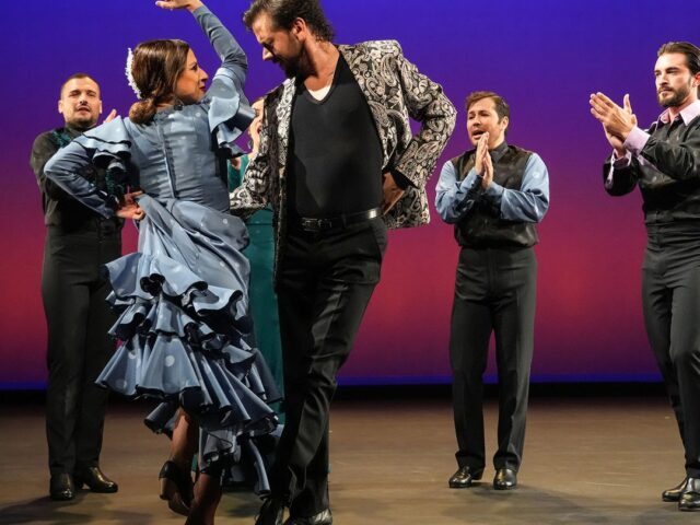 découvrez le concept store karlota à nîmes, un espace unique alliant mode, décoration et accessoires tendance. explorez une sélection raffinée de pièces contemporaines et faites le plein d'inspiration dans une ambiance chaleureuse et conviviale.